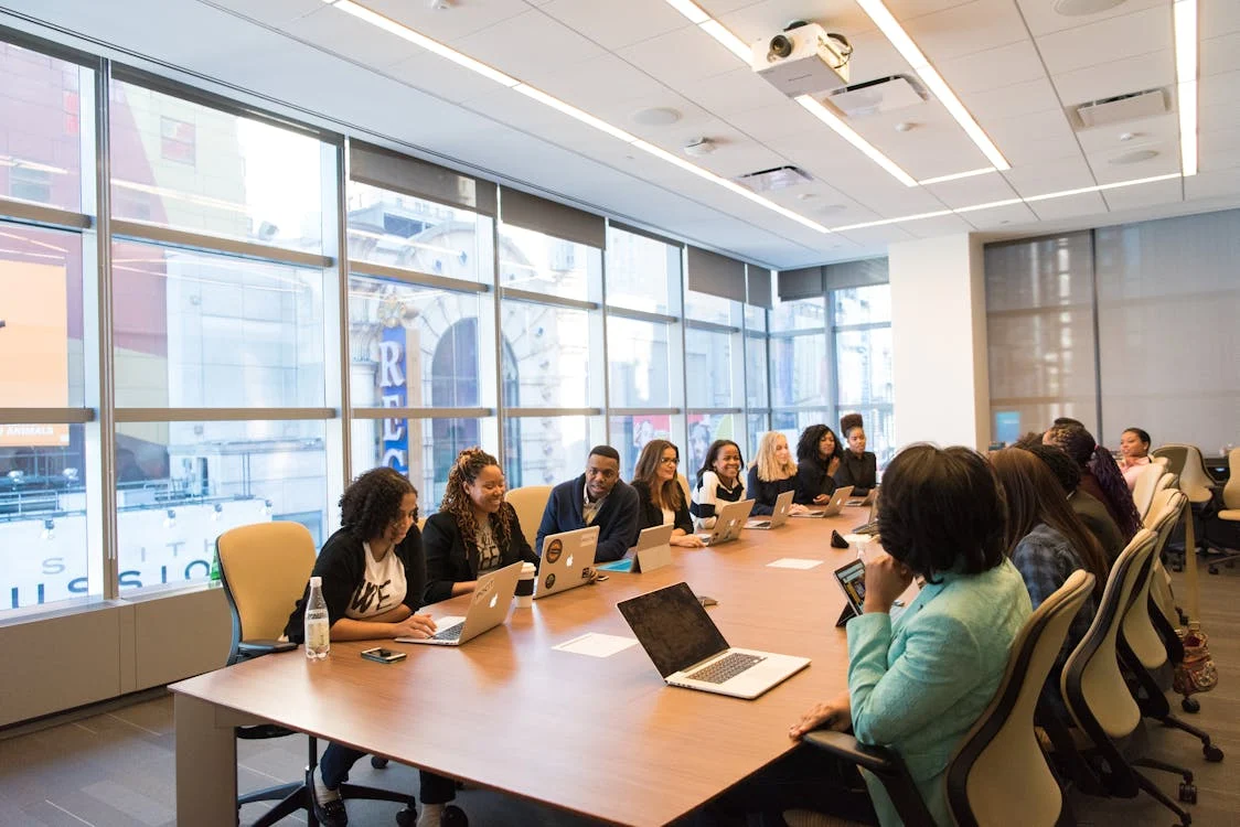 Ways executive coaching helps charlotte business leaders succeed